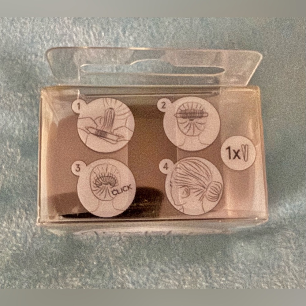 Invisibobble Clicky Bun the Effortless Bun Shaper True Black *Hard to find* New - Picture 9 of 9